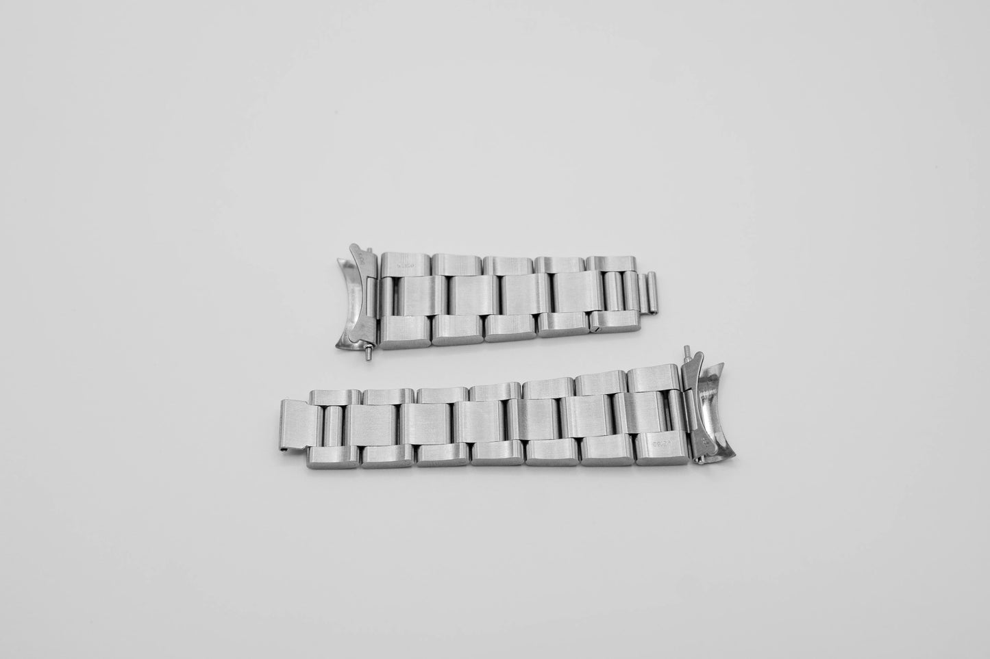 Oyster Bracelet 93150 with 585 End Links for Rolex