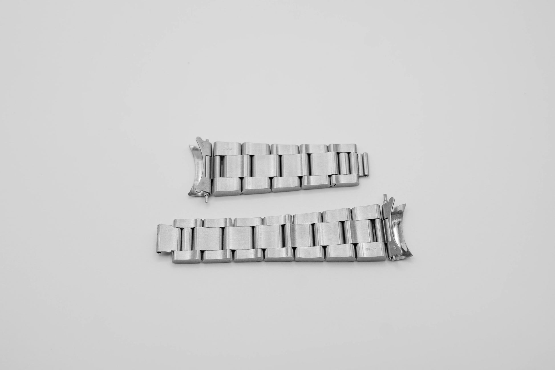 Oyster Bracelet 93150 with 585 End Links for Rolex